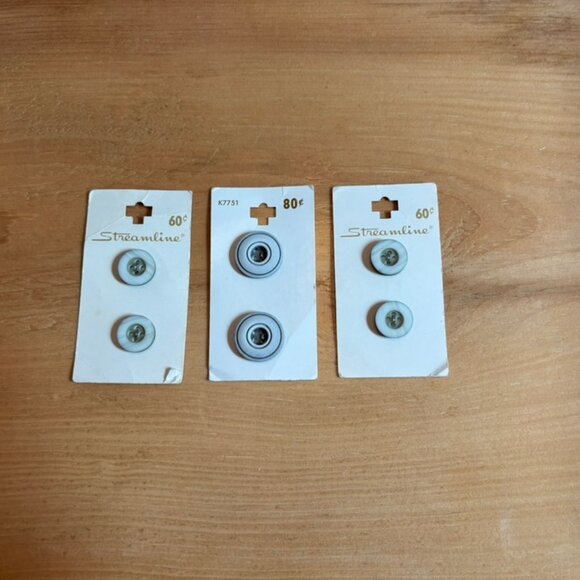 Lot of 3 Cards Streamline Vintage Buttons - Picture 3 of 11